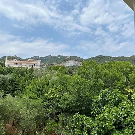 Nectarios Seaside Apartment. *