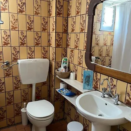 Nectarios Seaside Apartment. PalaiónTsiflíkion