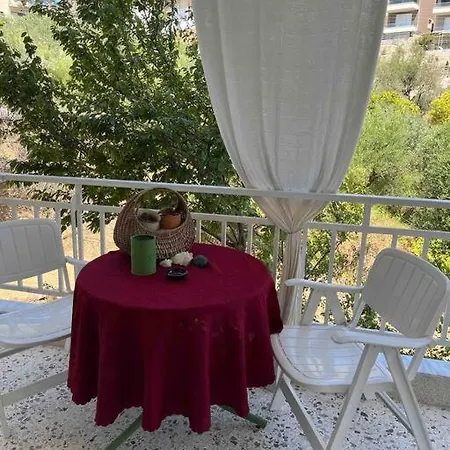 Apartman Nectarios Seaside Apartment. *