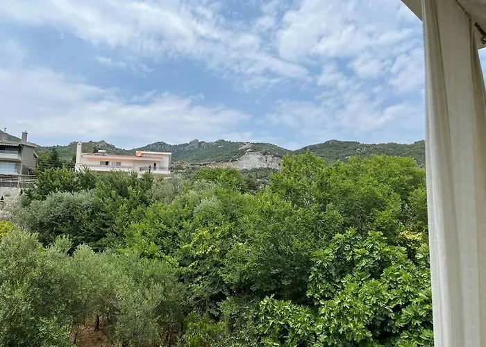 Nectarios Seaside Apartment. *